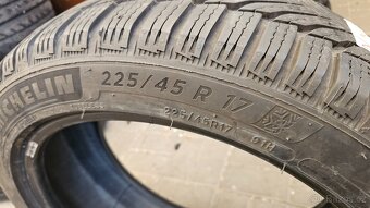 2x Zimní Pneu 225/45 R17 Michelin 2022 - 2