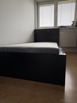 Jednolůžková postel MALM IKEA černá - 2