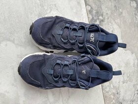 Nike Air 70 vel 32 - 2