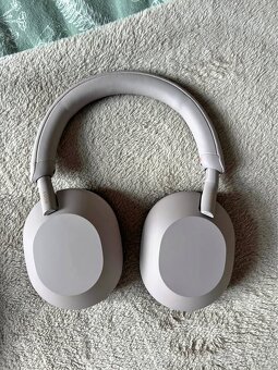 Sony WH-1000X M5 - 2