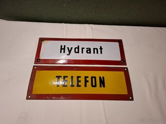 Smaltované cedule - Telefon a hydrant - 2