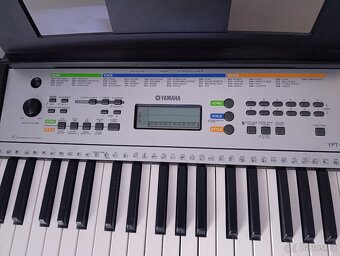 Klávesy Yamaha - 2