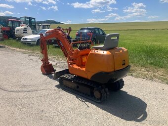 JAPONSKÝ MINIBAGR HITACHI EX8 800KG - 2