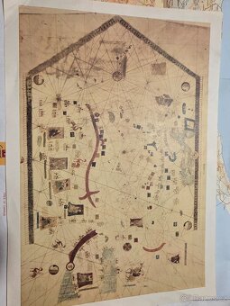 Soubor různých starých map - 2