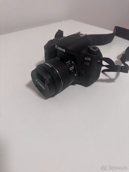 Prodám tělo Canon EOS 77D + objektiv 18-55mm 1:4-5.6 IS STM - 2