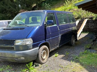 Volkswagen Caravelle - 2