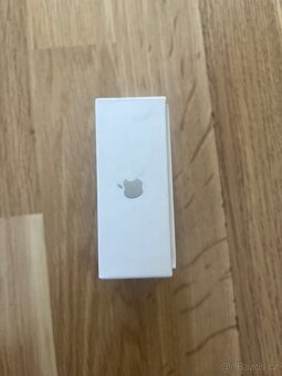 AirPods 4 generace - 2