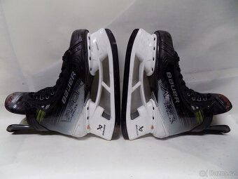 Profi brusle Bauer Vapor Hyperlite 2 (vel. 8 Fit1) -BAZAROVÉ - 2