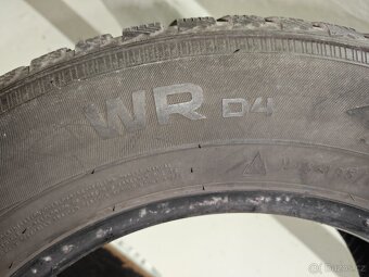 Nokian wr-d4 195/65 R15 - 2