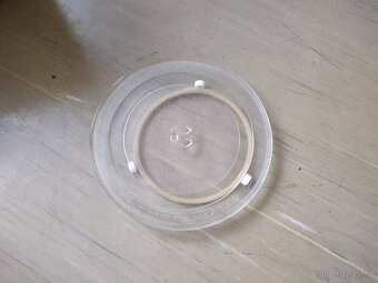 Mikrovlnná trouba GoldStar - 2