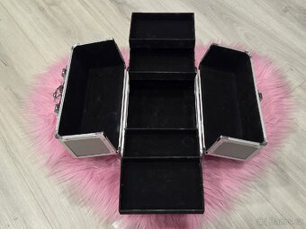 Šikovný kosmetický kufřík - 2