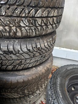 Zimní pneu 195/65R15 Octavie Škoda - 2