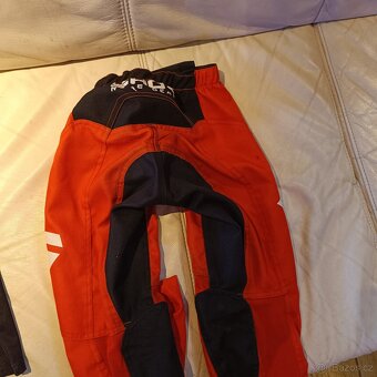 MX dětský set 6-8 let zn. SHOT, kalhoty, dres, chránič - 2