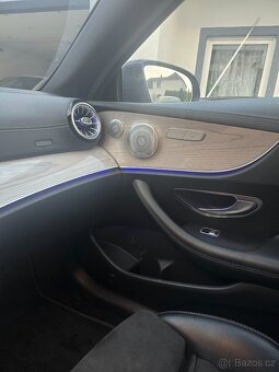 Mercedes E220 CDI 143kw Coupe - 2