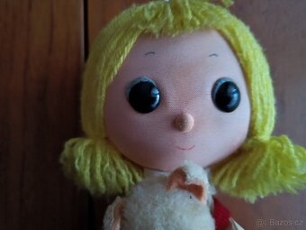 Retro hrající panenka - 2