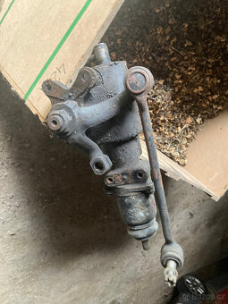 Prodám servořízení na ROVER P6 3500 - 2