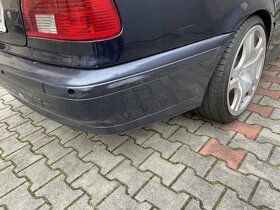 Prodám zadní nárazník bmw e39 sedan - 2