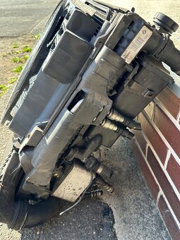 Chladičová stěna BMW E53 X5 160 kW - 2