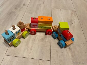 Dřevěný vláček - 2