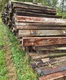 Prodam dřevěné pražce 2.4m - 2