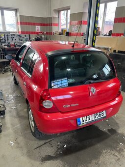 Renault clio - 2