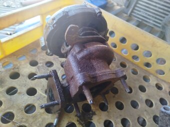 turbodmychadlo 910077 - 2