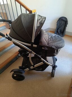 Kočárek pro dvojčata - 2