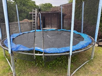 Trampolína - 2