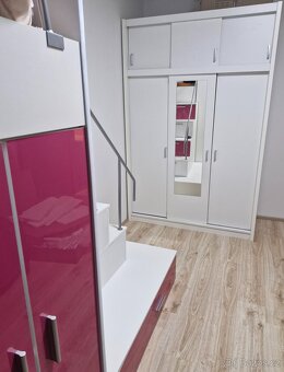 Dětská postel Ruby V s roštem a psacím stolem - 2