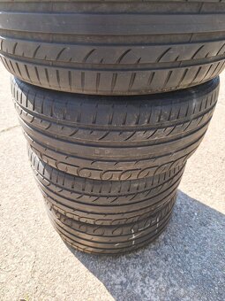 235/40 R19 letní Riken - 2