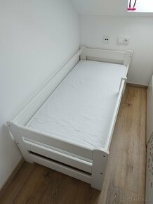 Dětská postel masiv 160 cm + rošt a matrace - 2