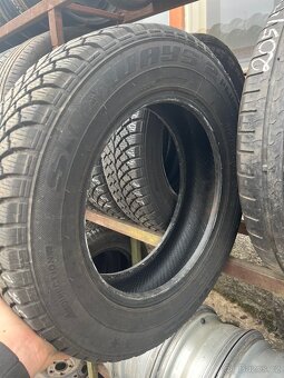 Zimní pneu 165/70R14 - 2