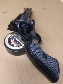 Revolver Flobert Chiappa 6 mm - 2