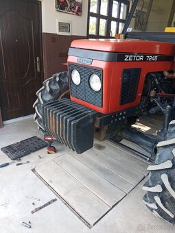 Závaží na traktor 7245 - 2