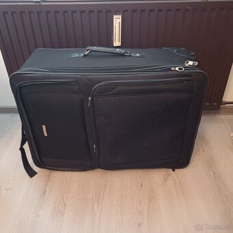 Kufr na koleckach - 2