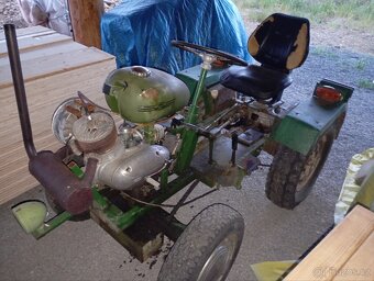 Malotraktor domácí výroby - 2
