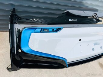BMW i8 zadní nárazník - 2