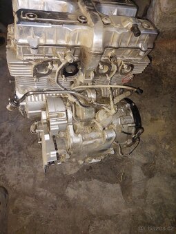 Motor honda CB 750 - 2