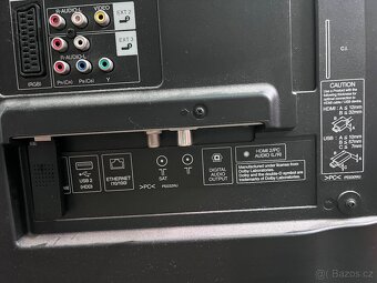 Tv LCD Sharp Aquos quattron 3D 125cm - 2