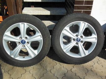 Ford Kuga Originální zimní sada Alu kol 17" 235/55R17 - 2