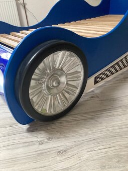 🏎️ Dětská postel Formule 1 – závodní auto, 90x200, se světl - 2