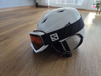 Dětská helma Uvex s brýlemi - 2