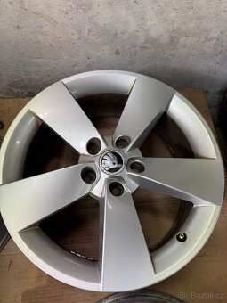 ALU Škoda 5x112 r17 ET45 - 2