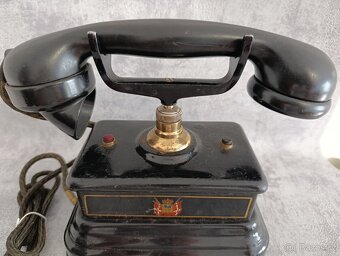 Velmi starý dánský telefon Jydsk z pošty z Kodaně. - 2