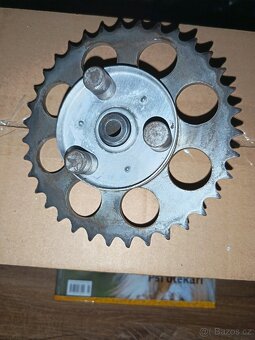 Rozeta na Stadiona - 2