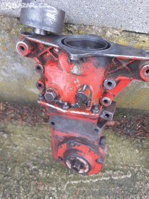 Prodám převodovku k malotraktorům tera vari funkční horší sp - 2