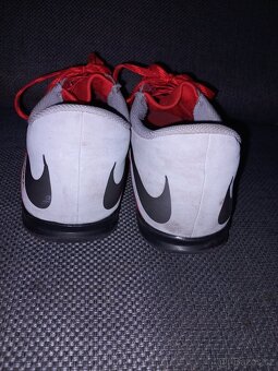 Sálovky Nike vel.44 - 2