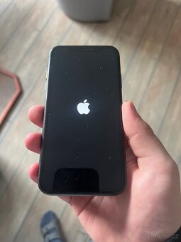 APPLE IPHONE 11 128GB ČERNÝ - 2
