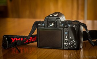 Prodám Pentax Kr s příslušenstvím - 2