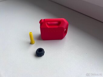 Model Kanistru 1/10 - 2